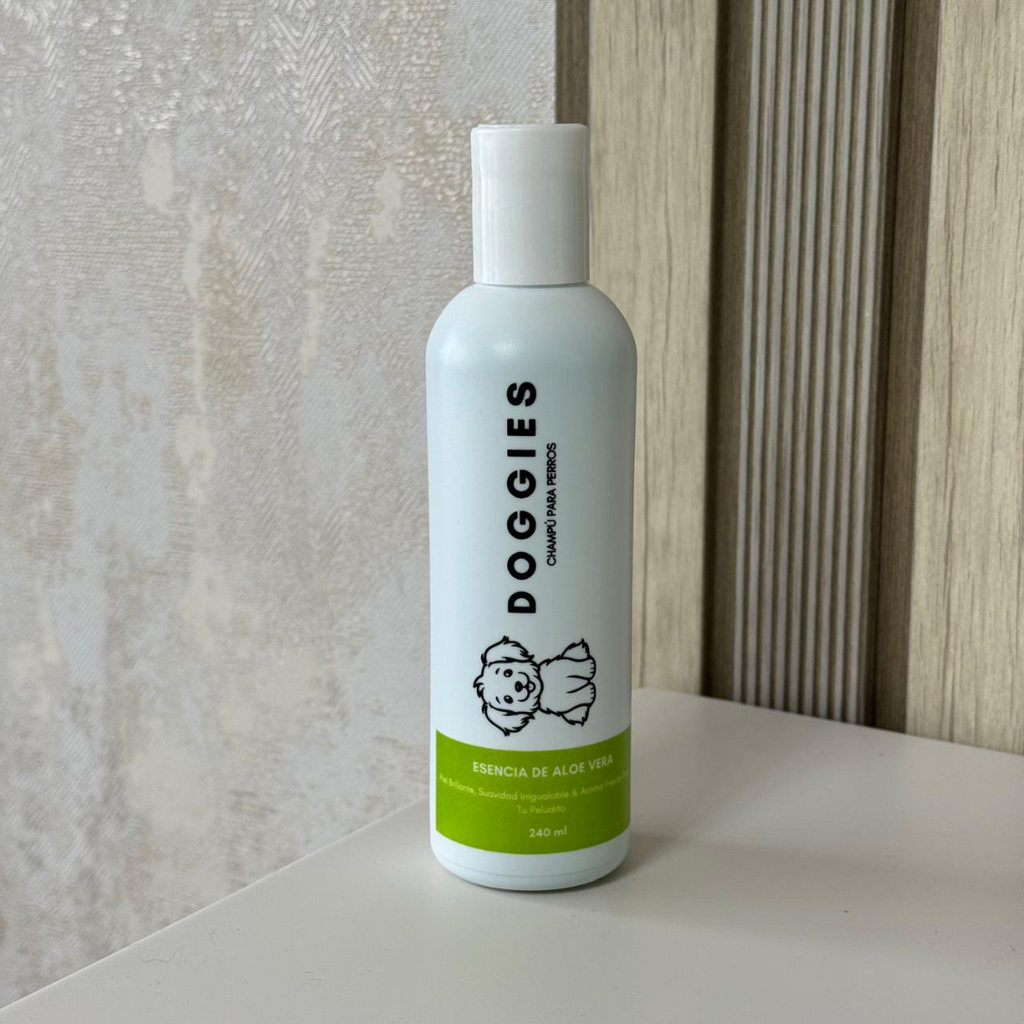 SHAMPOO PARA MASCOTAS CON ALOE VERA  240 ML